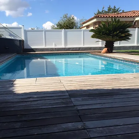 Vakantiehuis The Luxury Village Sabadell